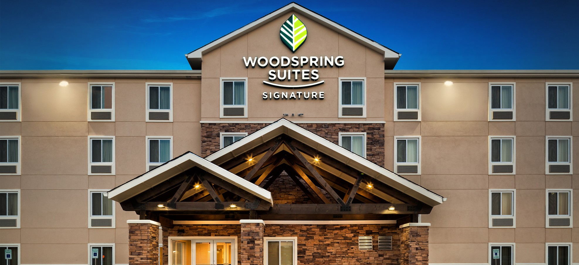 WoodSpring Suites // BRR Architecture